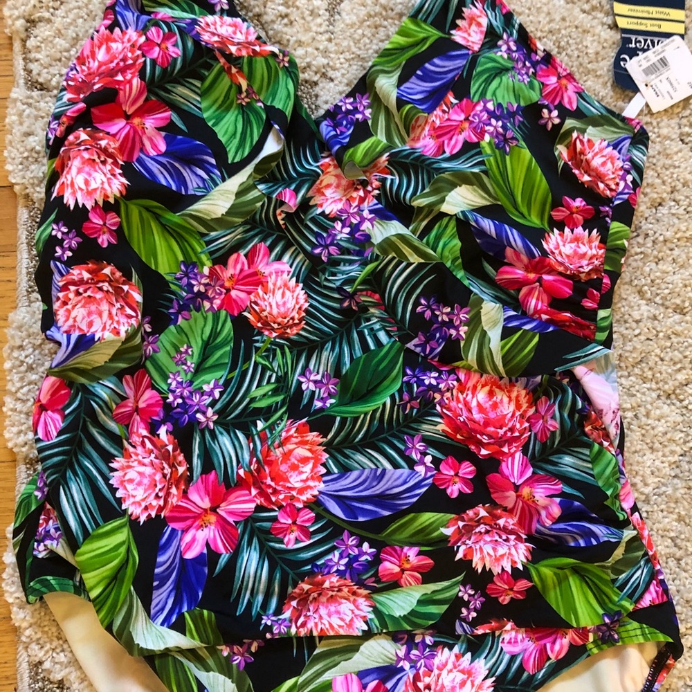 Shape Solver Minimizer Swimsuit swim 24W NWT